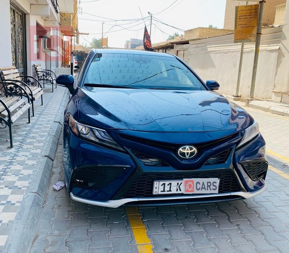 تۆیۆتا کامری